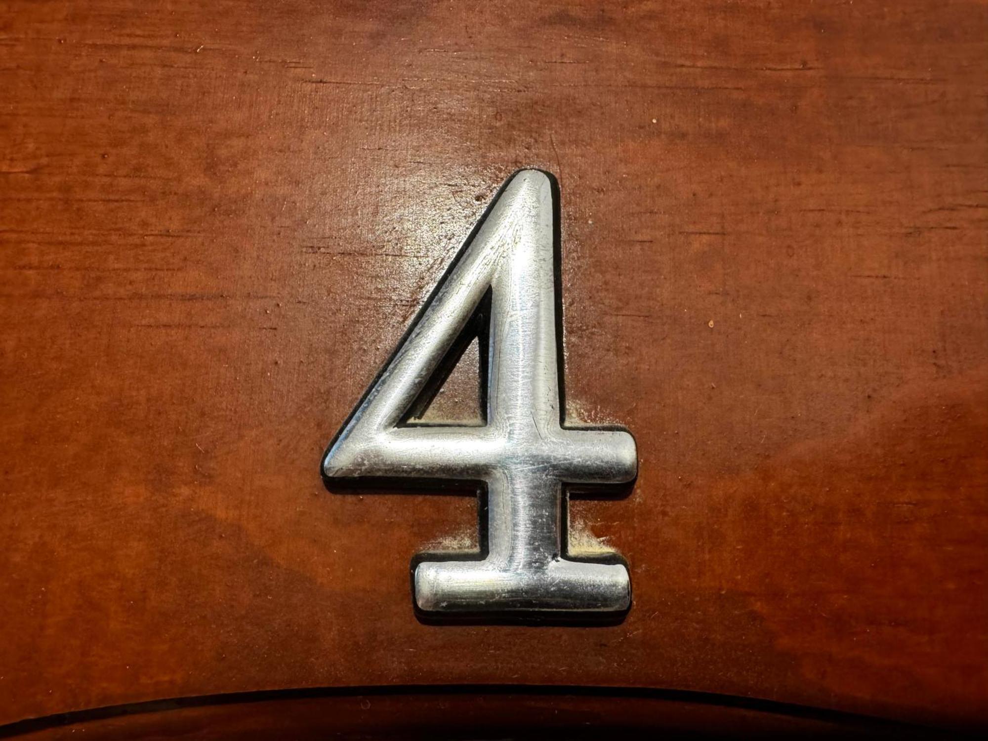 Aparthotel ריגה חדר תמונה 4th Division insignia