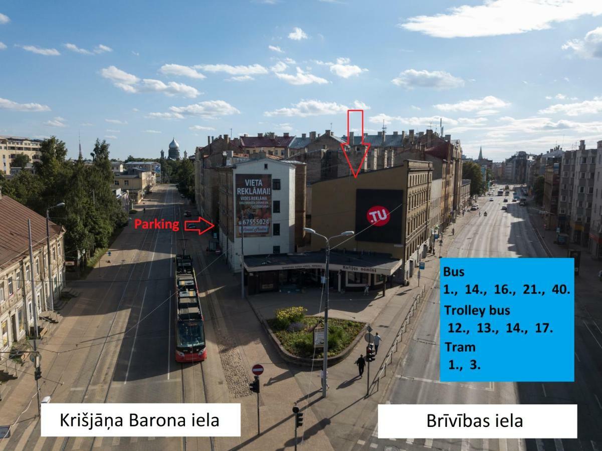 Aparthotel ריגה מראה חיצוני תמונה Location of the bus stop